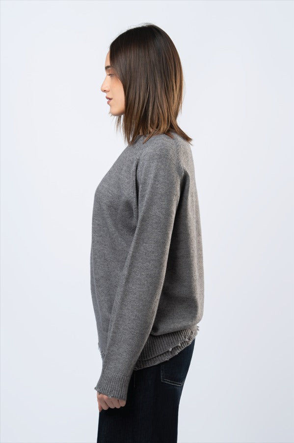 Double layered knitted sweater in grey